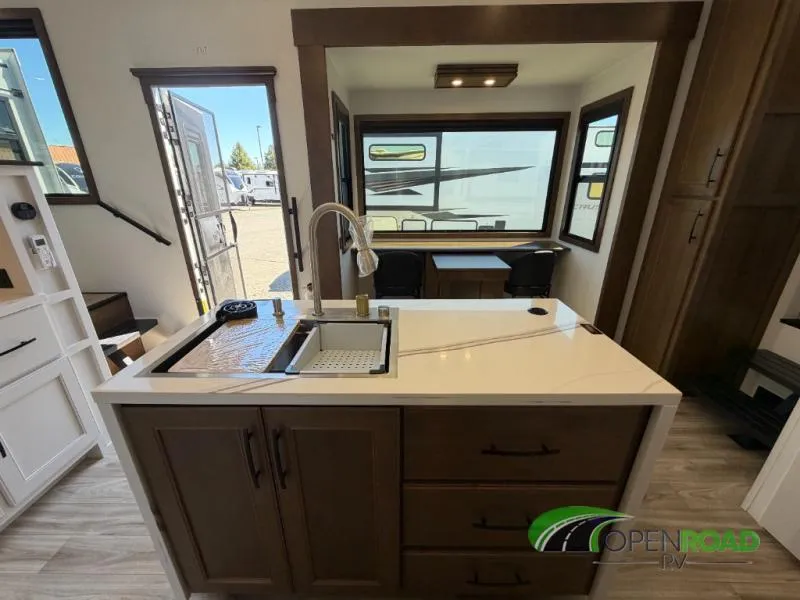 2027 Keystone RV Montana 3800FL - Photo 3
