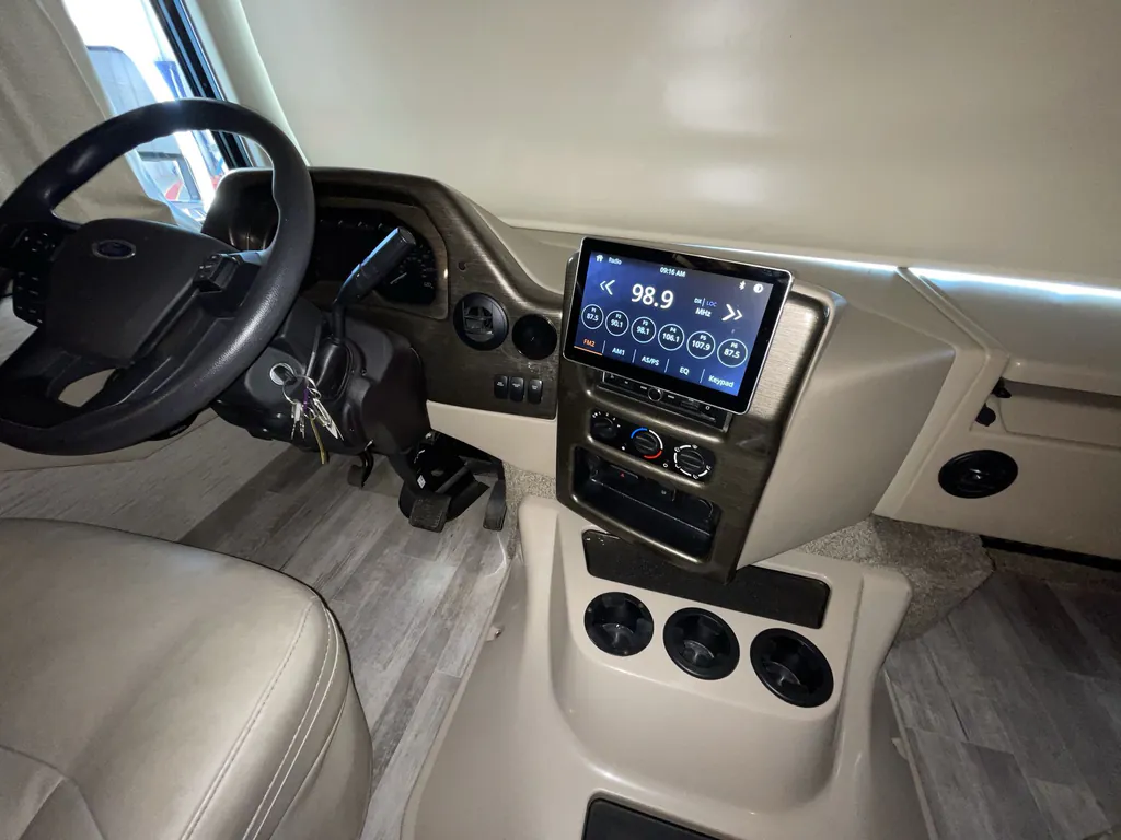2022 Thor Motor Coach Freedom Traveler A32, Photos photo 48
