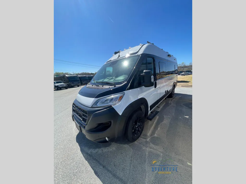 2025 Winnebago Travato 59G, Photos photo 4