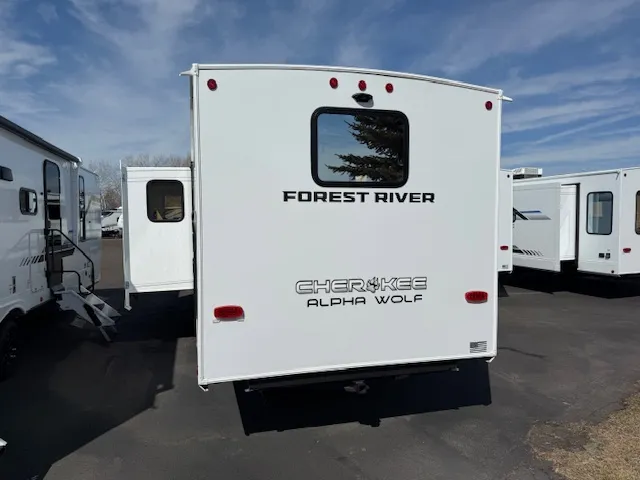 2026 Forest River Cherokee Alpha Wolf 29TB - Photo 4
