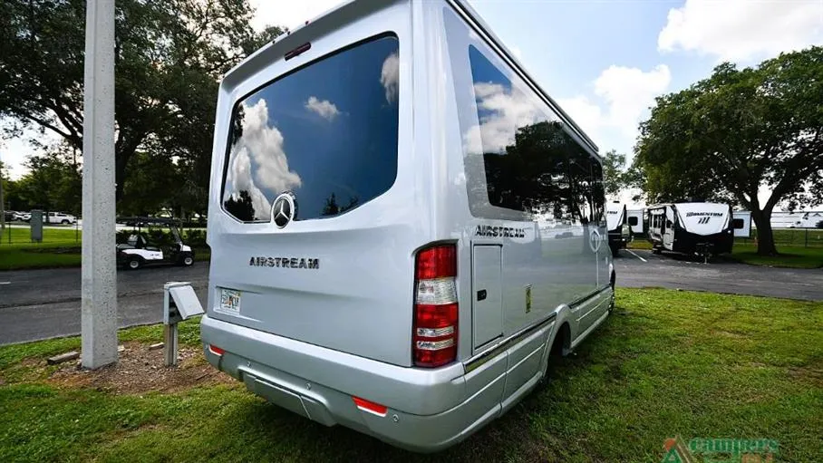 2022 Airstream Atlas Murphy Suite - Photo 4