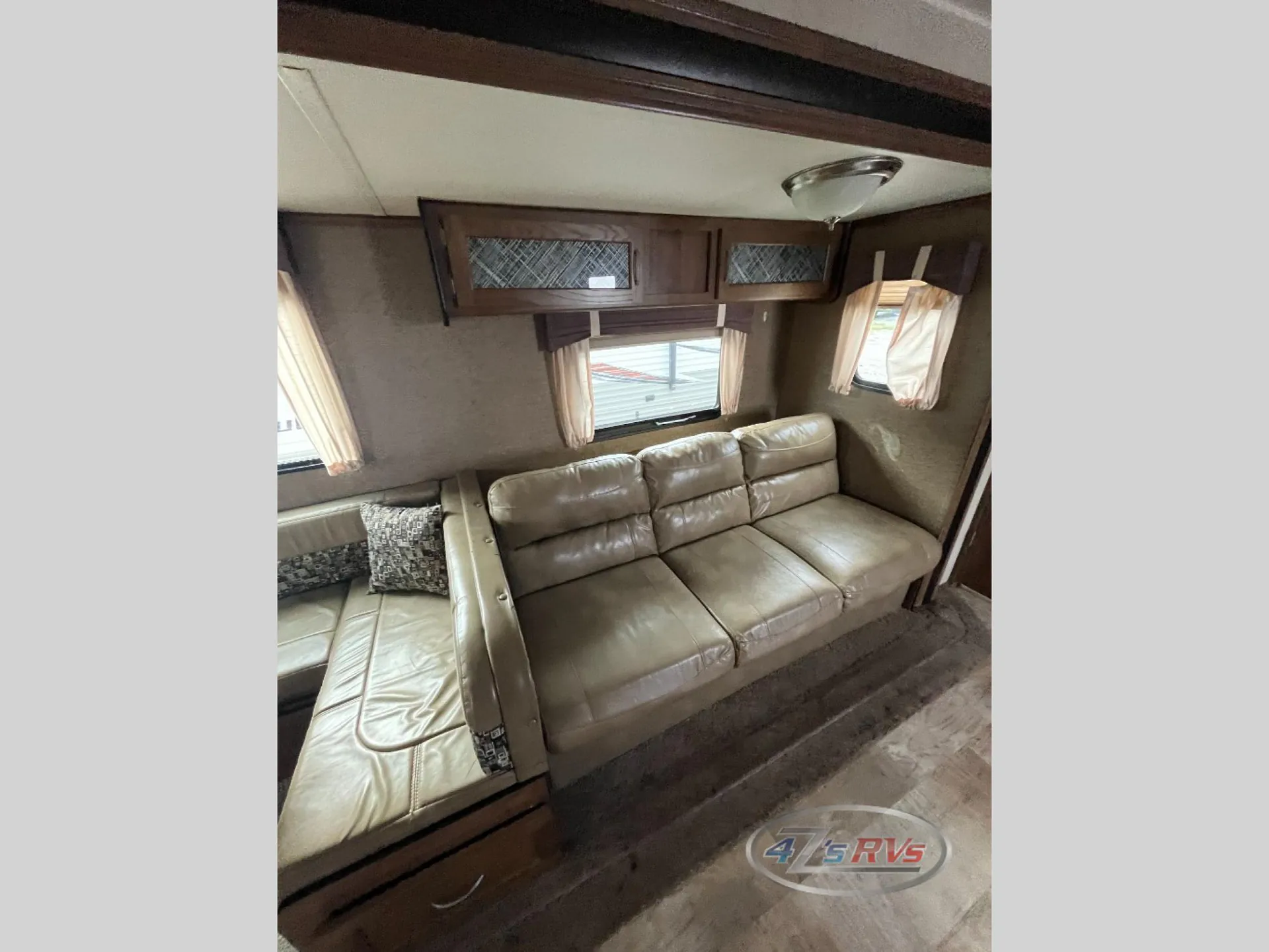 2018 Gulf Stream RV Innsbruck 288ISL - Photo 3