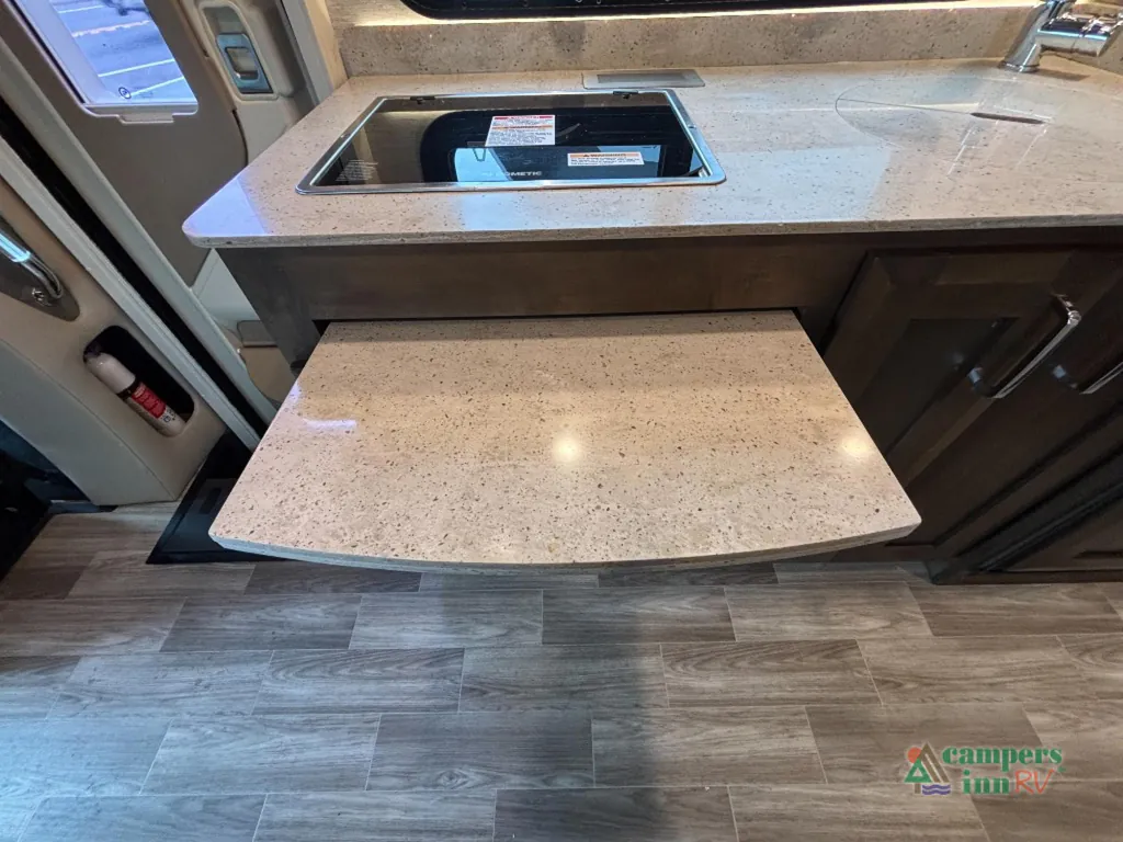 2021 Tiffin Wayfarer 25 SW, Photos photo 34