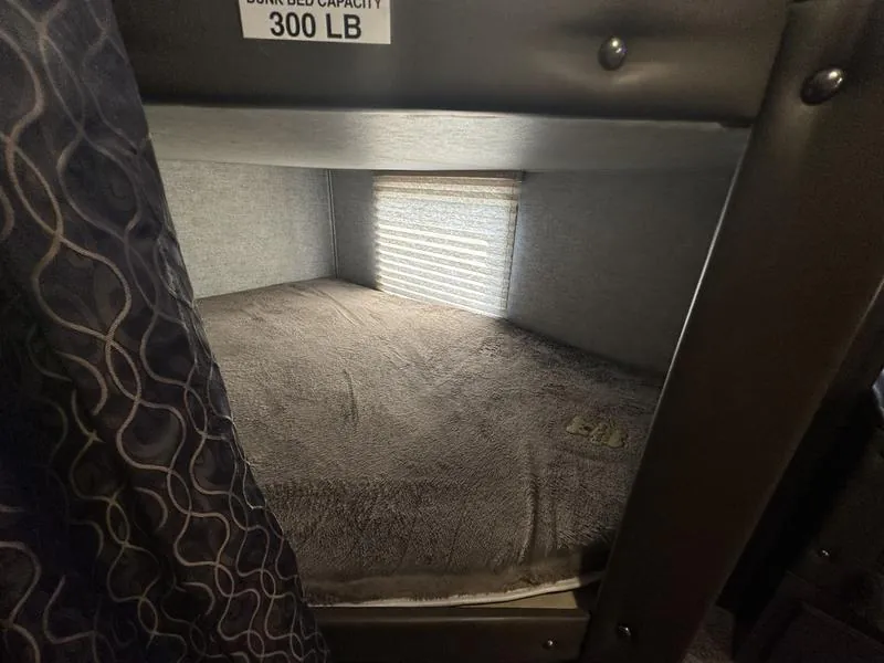 2019 Forest River Cherokee Alpha Wolf 26DBH-L, Photos photo 19