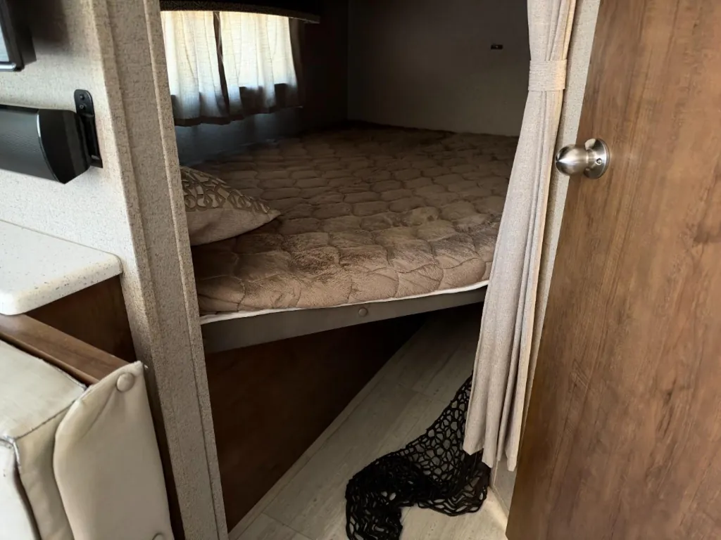 2019 Forest River Rockwood Mini Lite 2508, Photos photo 8