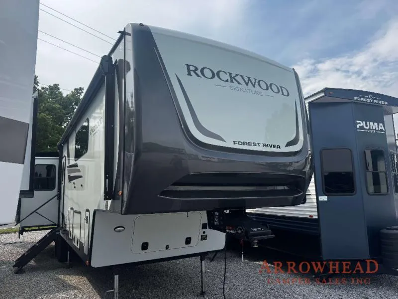 2026 Forest River Rockwood Signature 401SFB - Photo 2