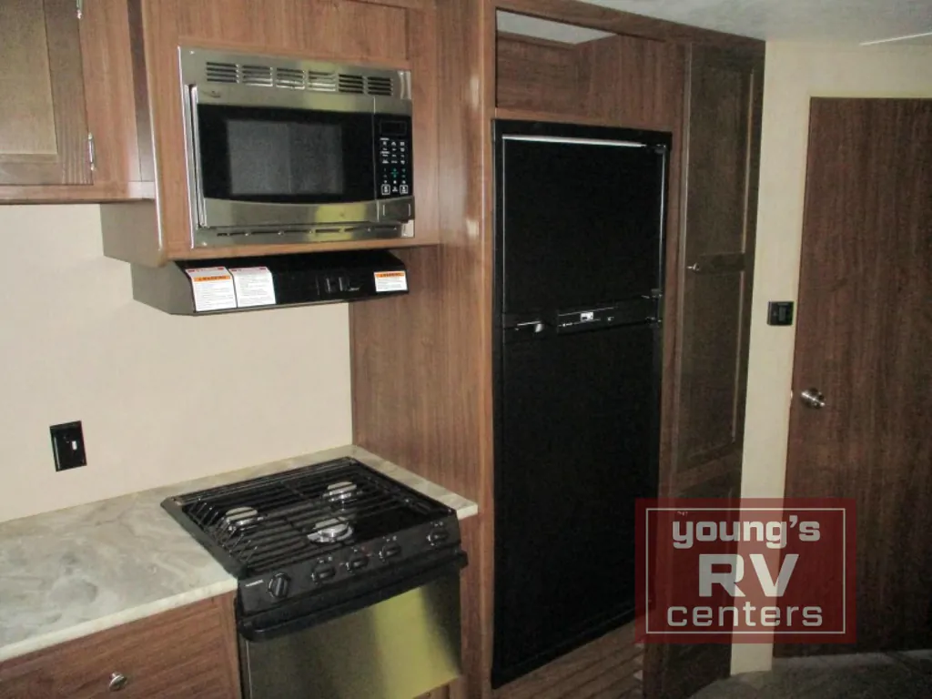2018 Dutchmen Coleman Lantern 263BH, Photos photo 12