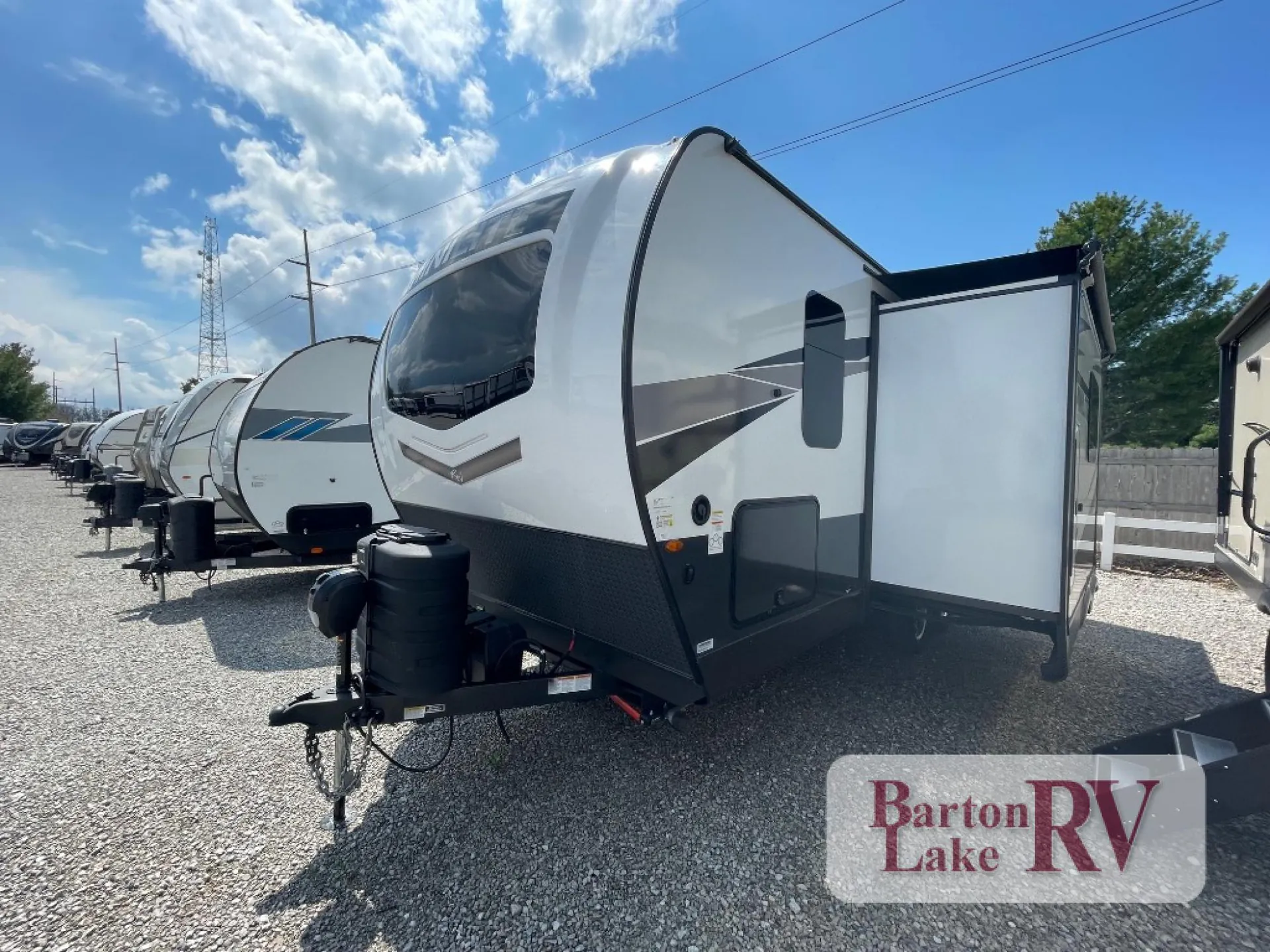 2025 Forest River Rockwood Mini Lite 2214S - Photo 4