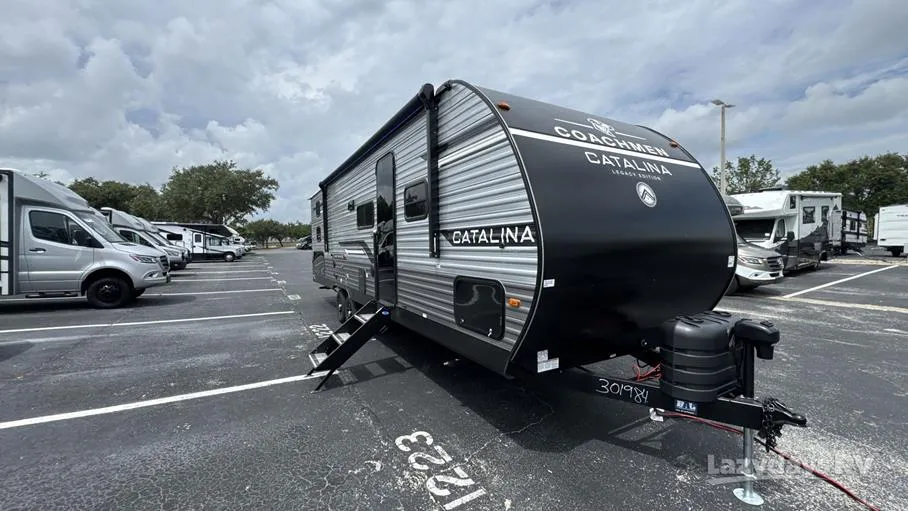 2026 Coachmen Catalina Legacy Edition 293QBCK - Photo 2