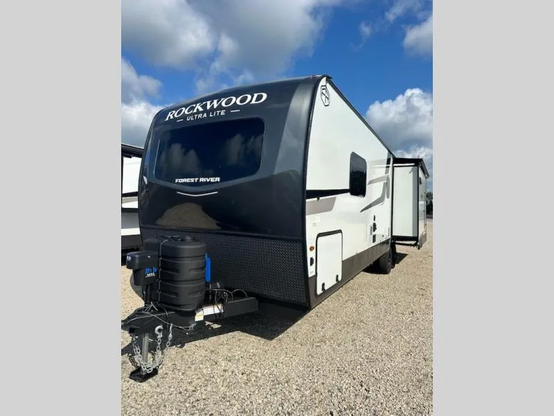 2026 Forest River Rockwood Ultra Lite 2906RL - Photo 2