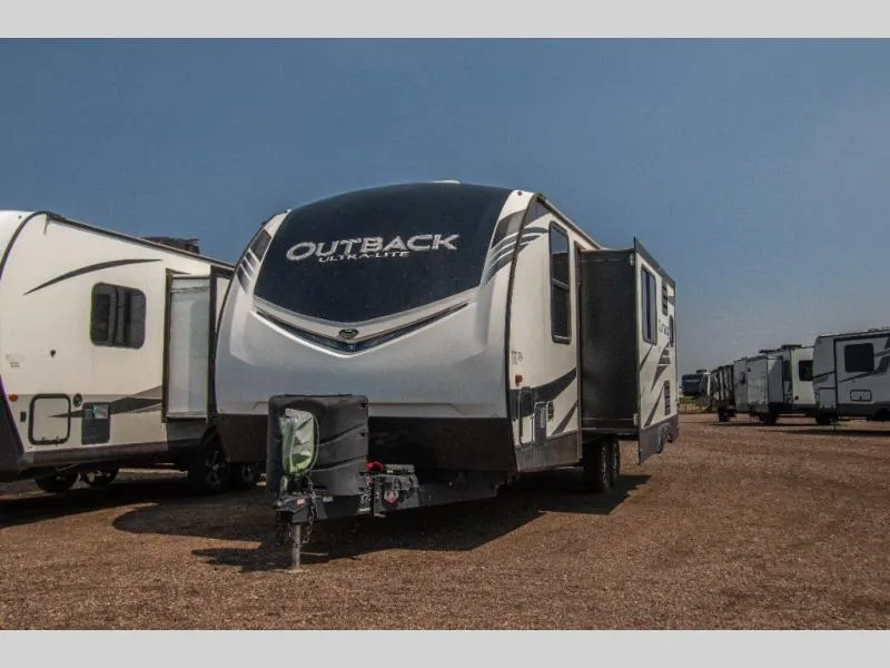 2020 Keystone Outback Ultra-Lite 221UMD - Photo 4