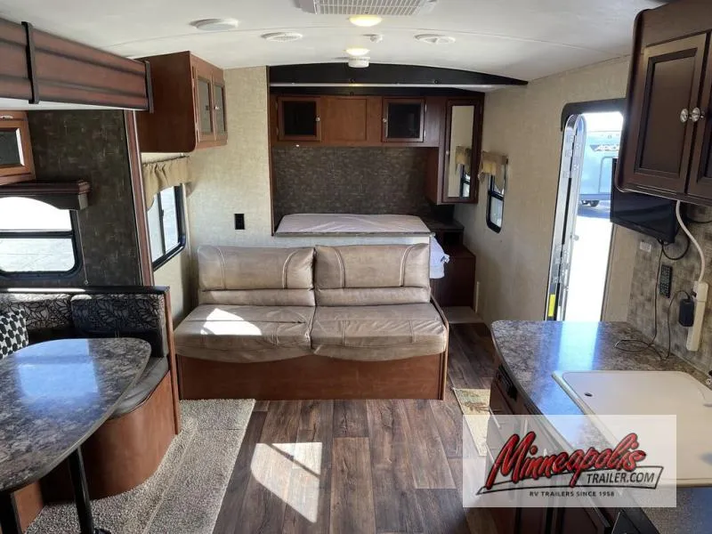 2015 Heartland Wilderness 2450FB - Photo 3