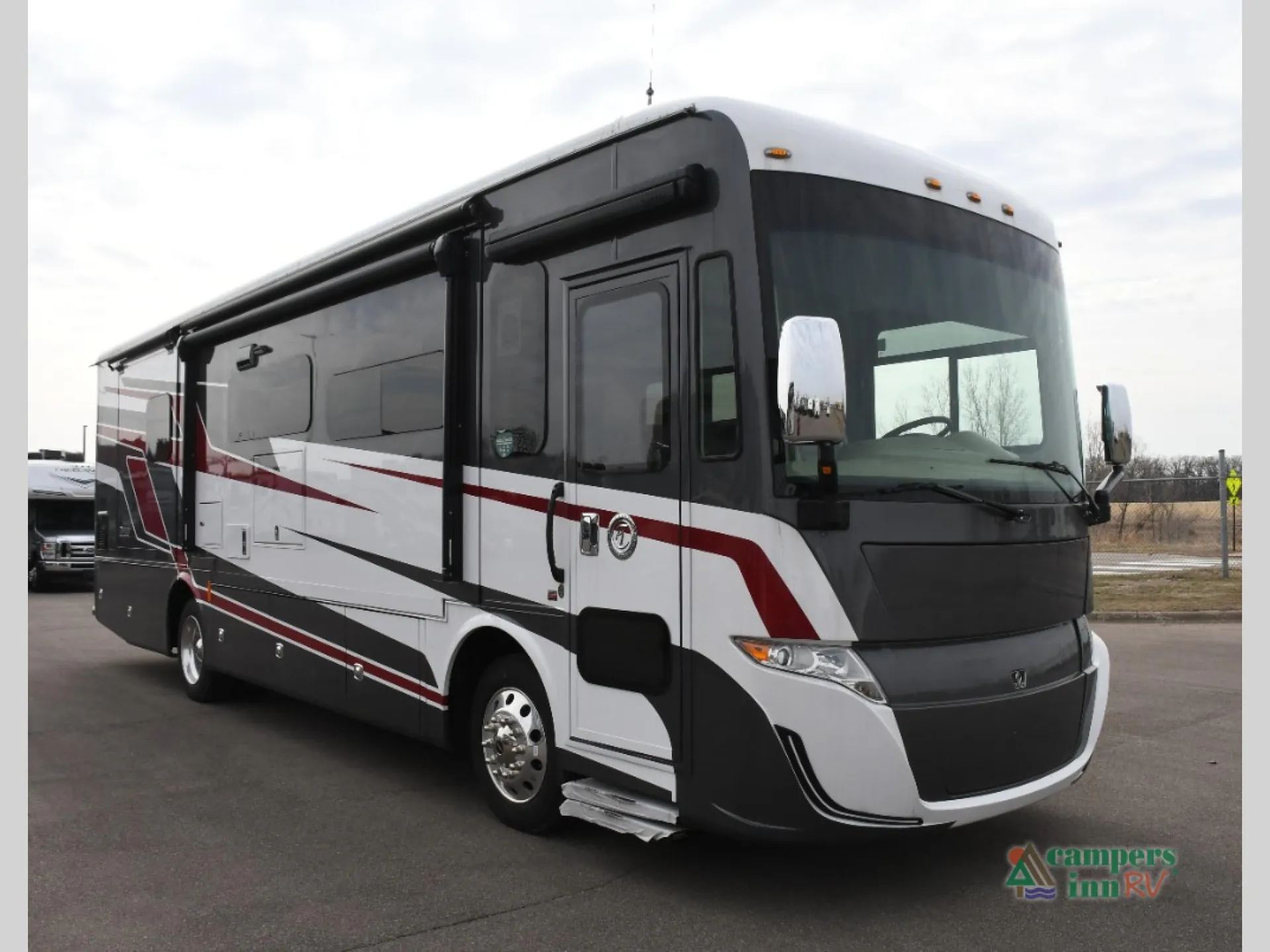 2025 Tiffin Byway 33 FL - Photo 2