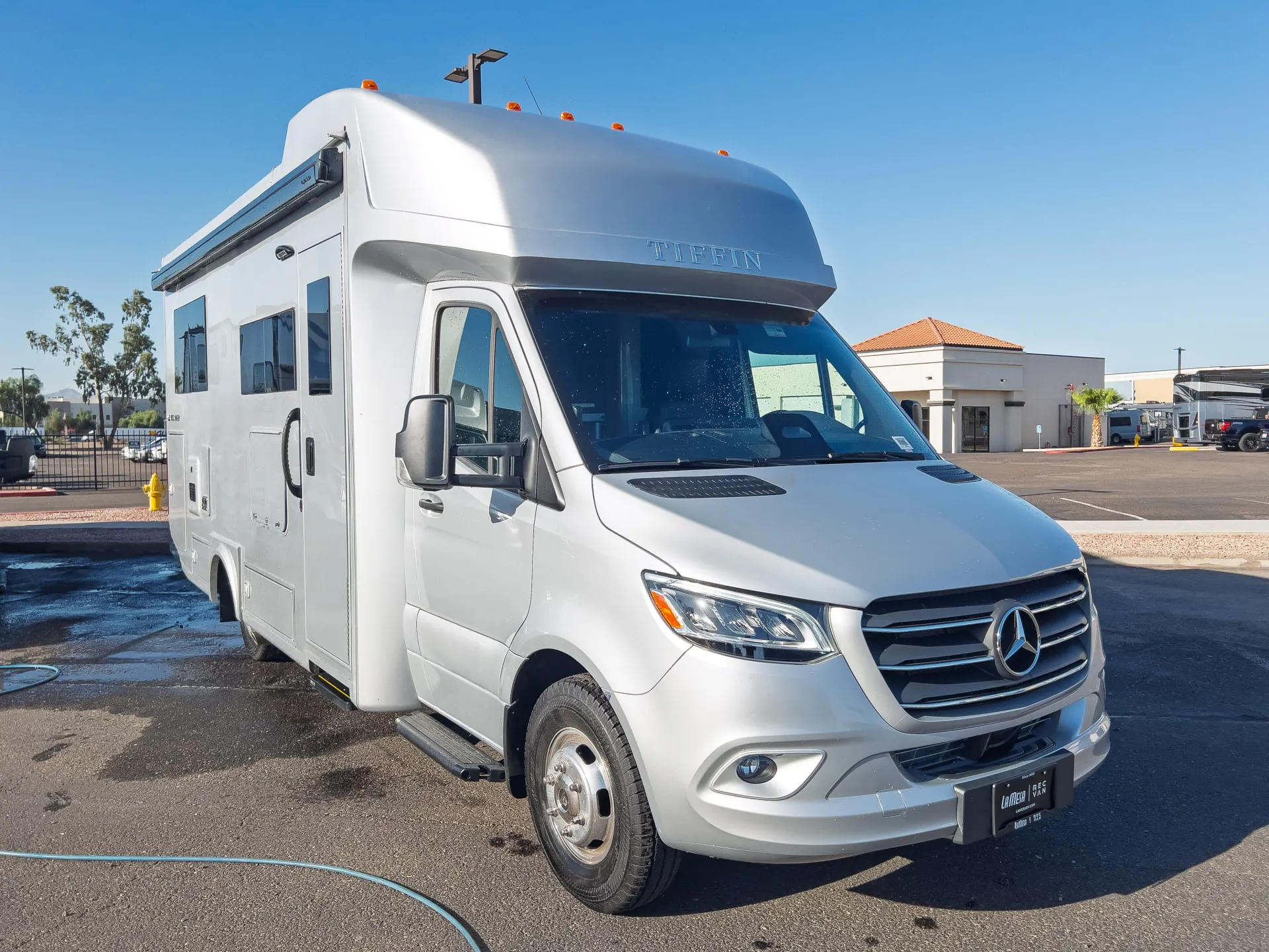 2027 Tiffin Wayfarer 25 XLW dealer photo 1 from La Mesa RV Center