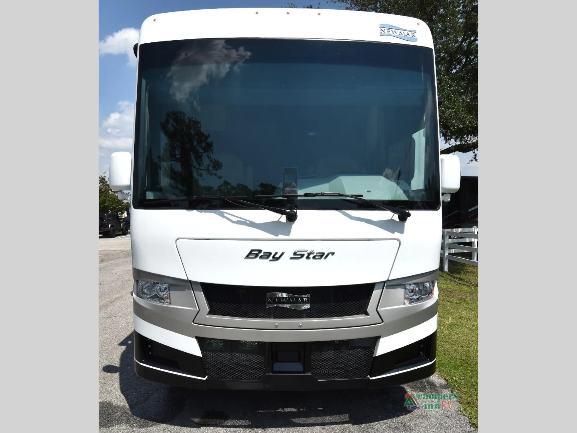 2025 Newmar Bay Star 3016 - Photo 3