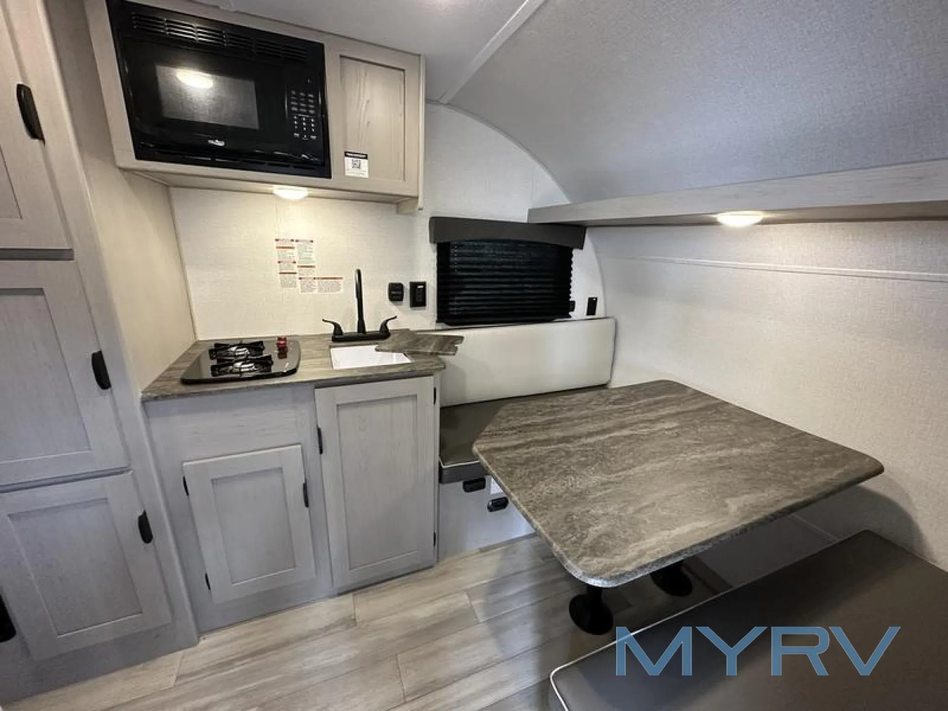 2024 Coachmen Clipper 15CBH - Photo 4