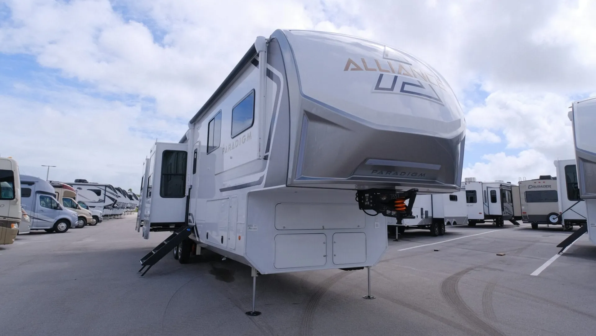 2026 Alliance RV Paradigm 375RD - Photo 2