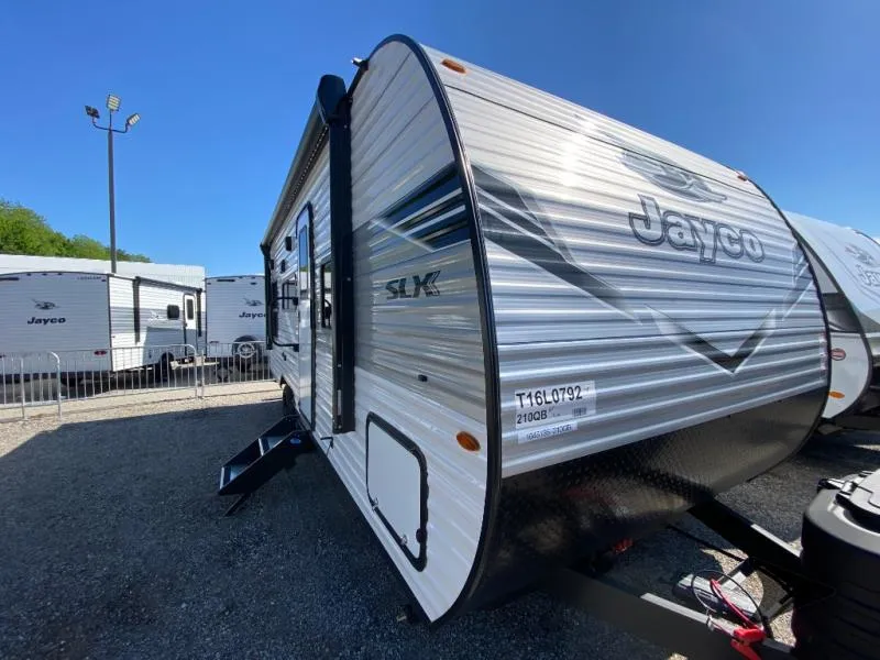 2026 Jayco Jay Flight SLX 210QB - Photo 2