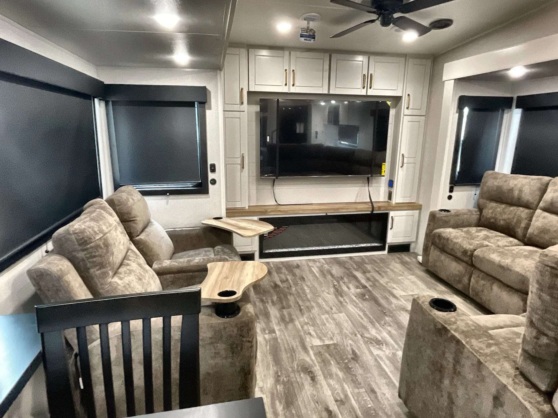 2026 Jayco Eagle 335LSTS — living area main