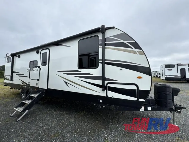 2023 Keystone Outback Ultra-Lite 291UBH - Photo 2