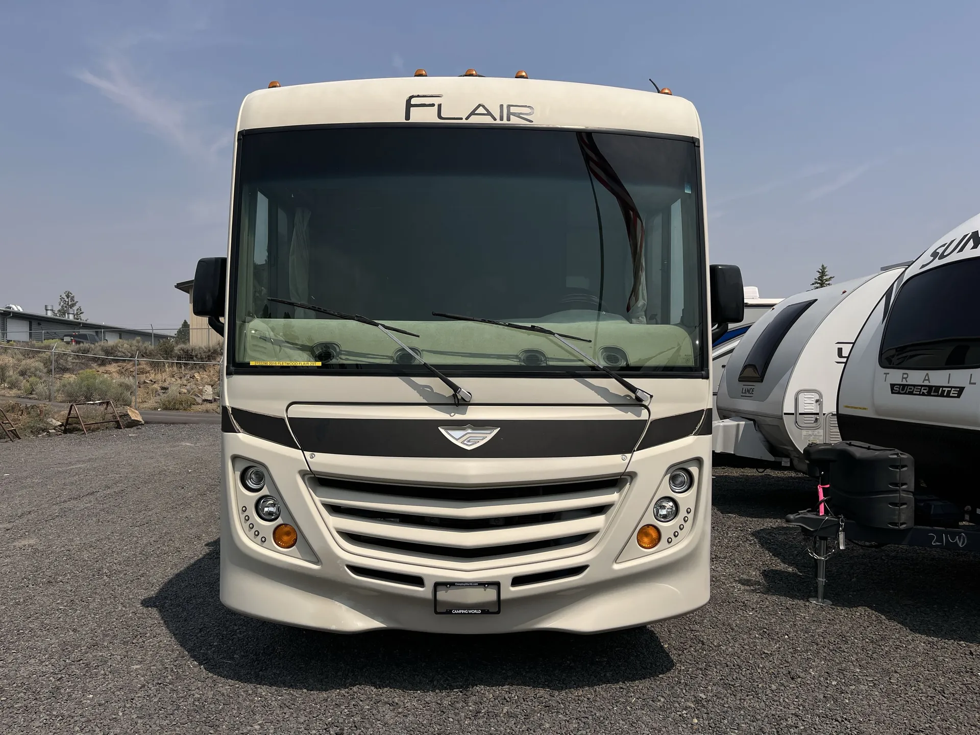 2016 Fleetwood Flair 29T — front