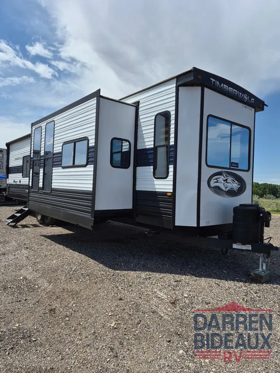 2024 Forest River Cherokee Timberwolf 39NA - Photo 2
