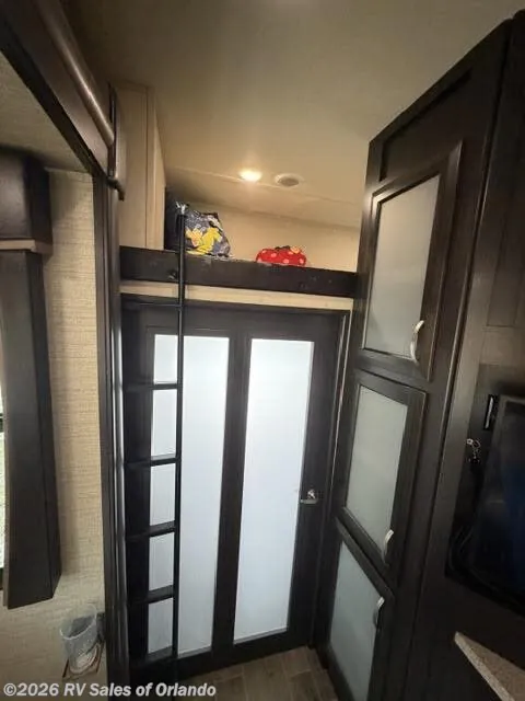 2018 Dutchmen Voltage Triton 3551, Photos photo 12