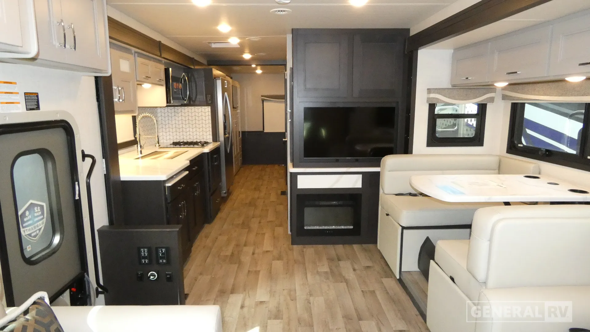 2026 Thor Motor Coach Pasadena 38FX - Photo 3