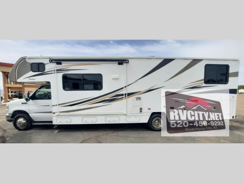 2017 Winnebago Minnie Winnie 31D - Photo 2