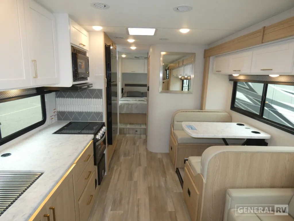 2026 Thor Motor Coach Four Winds 31H - Photo 3