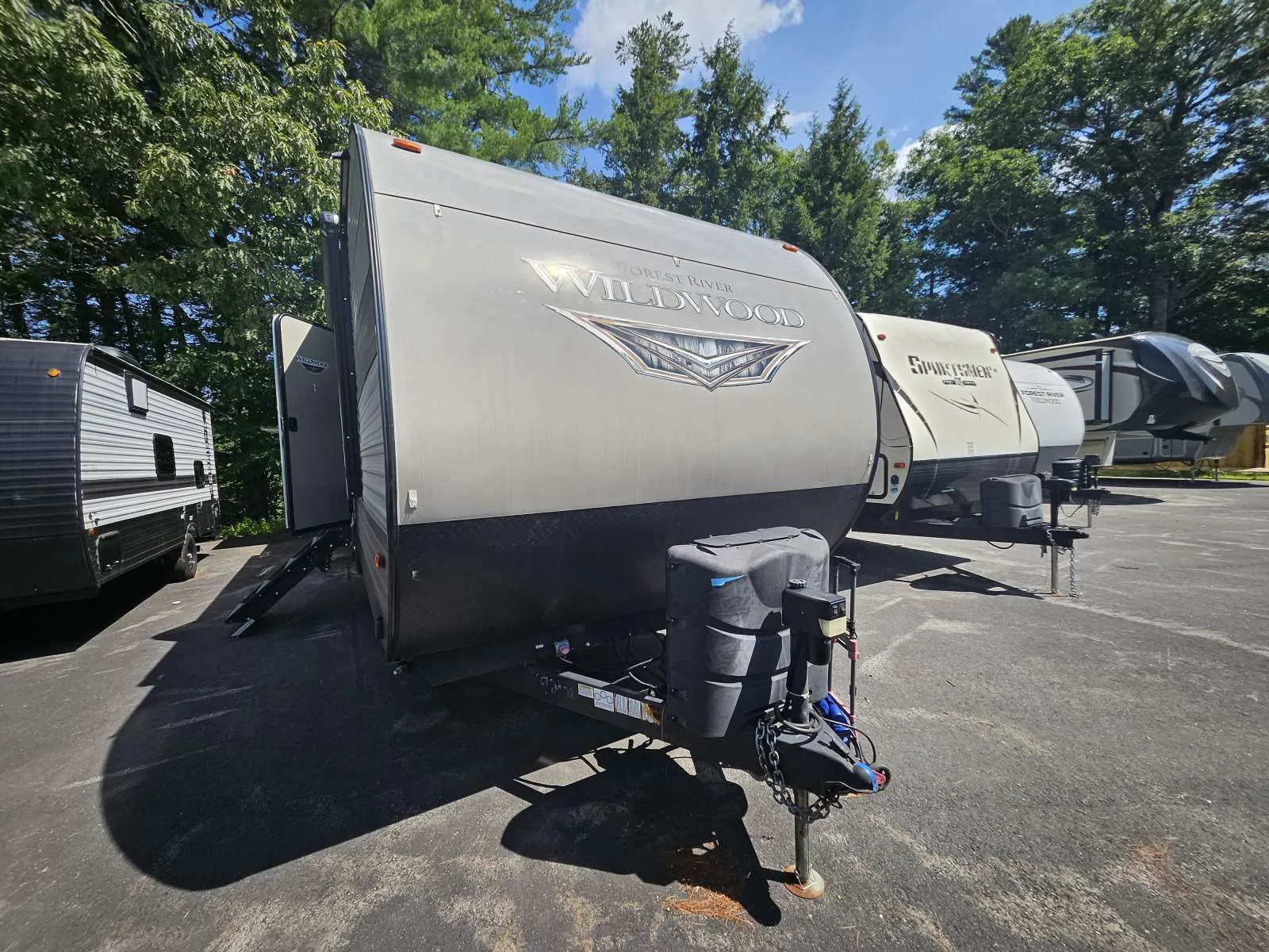 2019 Forest River Wildwood 33TS - Photo 3