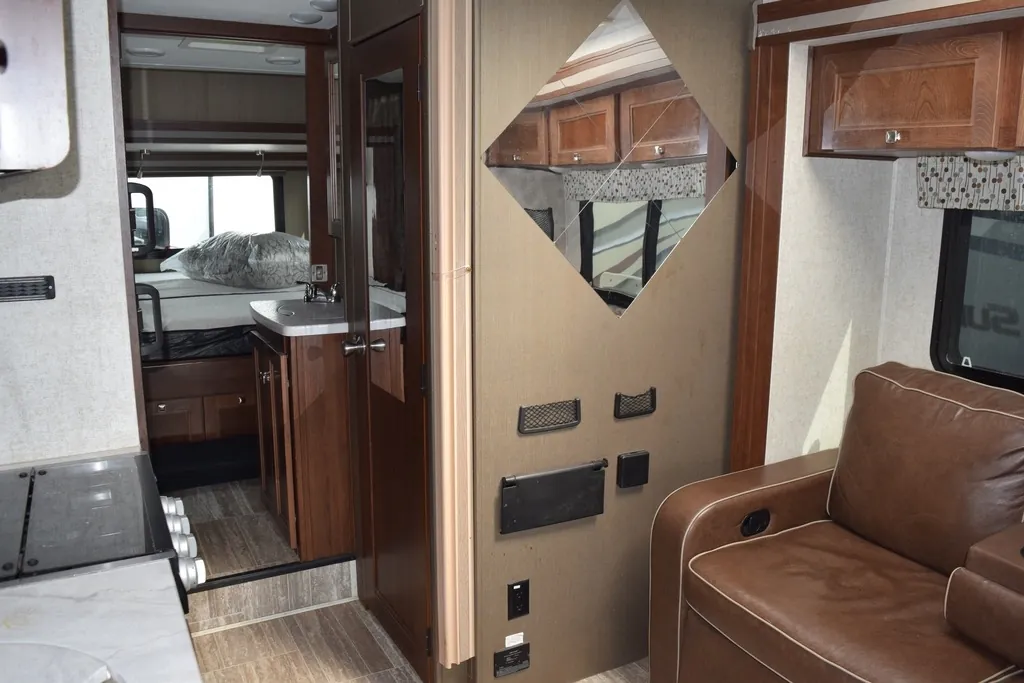 2020 Forest River Sunseeker MBS 2400R — Photo 7