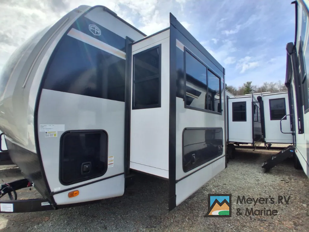 2026 Forest River Vibe 3400XL, Photos photo 3