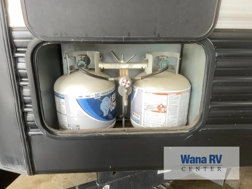 2019 Forest River Cherokee 274VFK, Photos photo 5