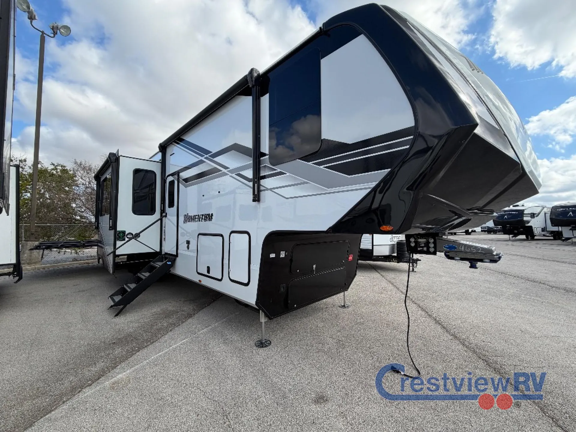 2026 Grand Design Momentum 399M - Photo 3