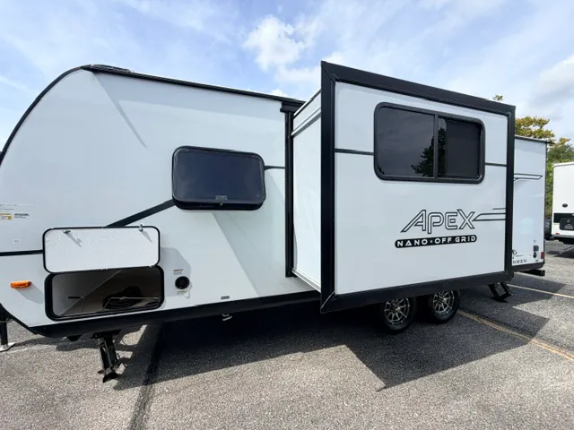 2027 Coachmen Apex 208BHS - Photo 4