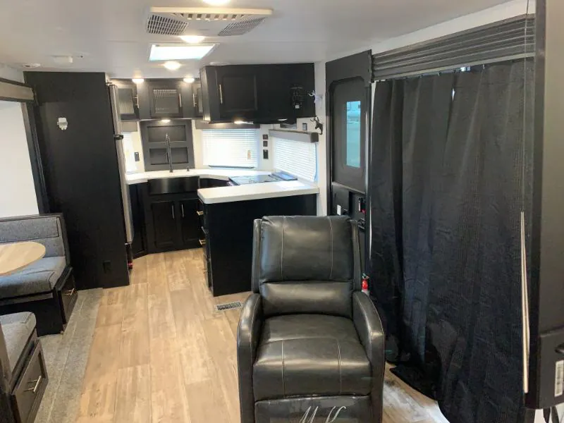 2021 Forest River Cherokee 274VFK, Photos photo 42
