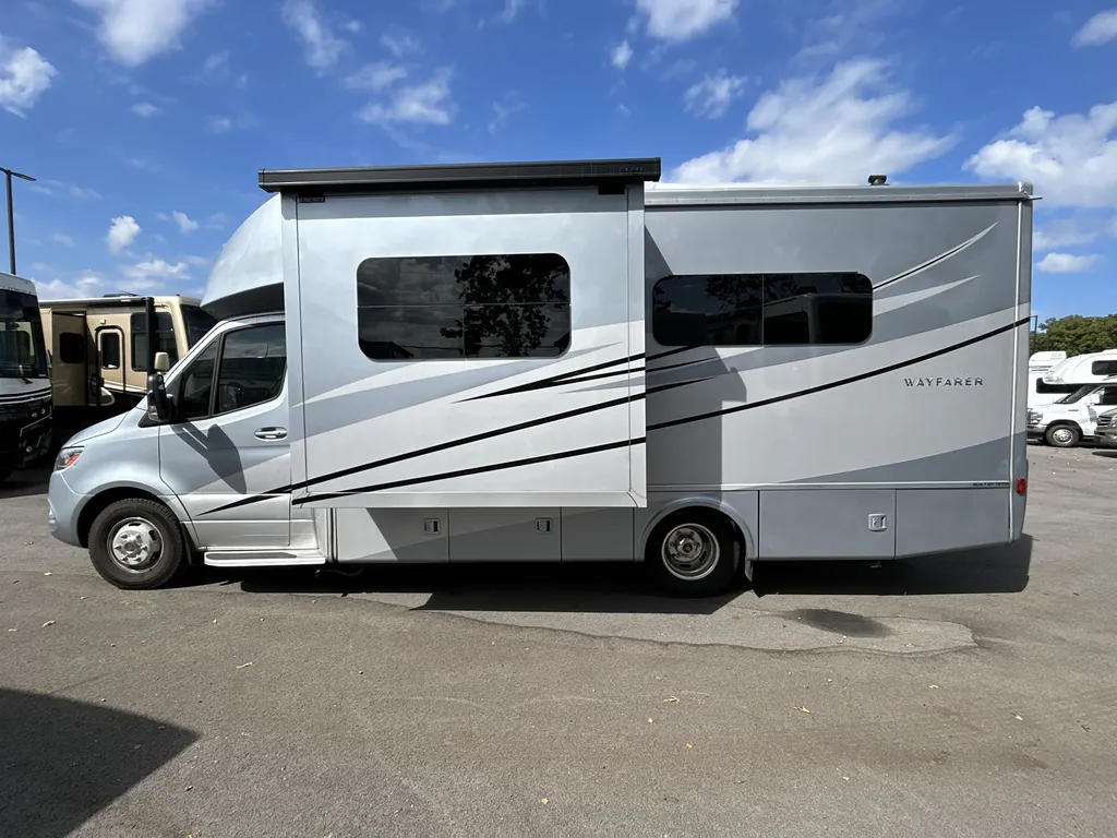 2023 Tiffin Wayfarer 25 JW, Photos photo 3