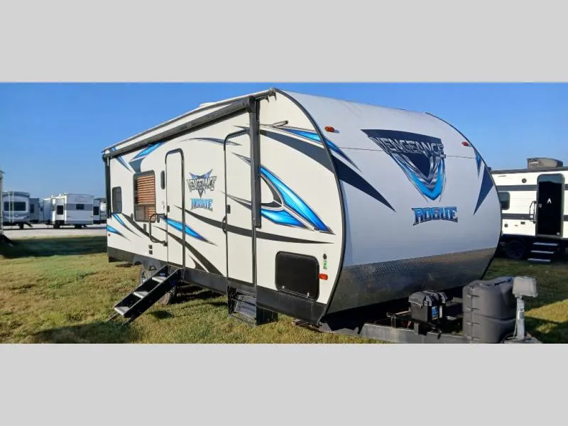 2019 Forest River Vengeance Rogue 25V - Photo 2