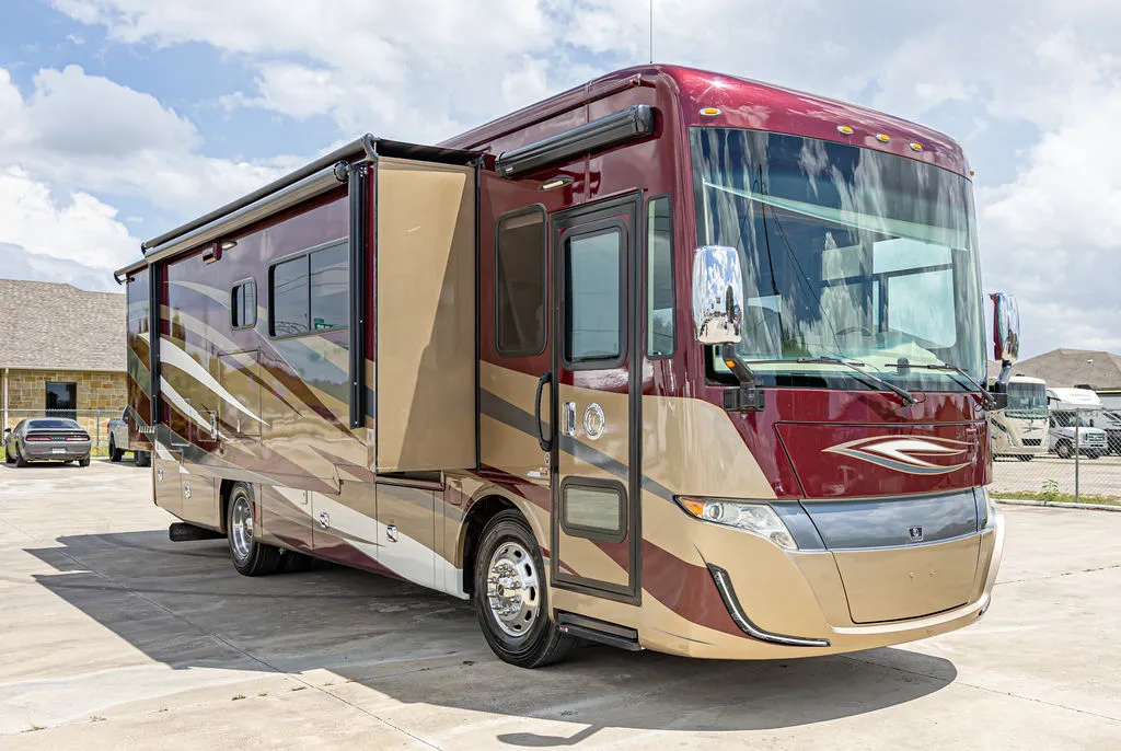 2018 Tiffin Motorhomes Allegro 33 - Photo 2