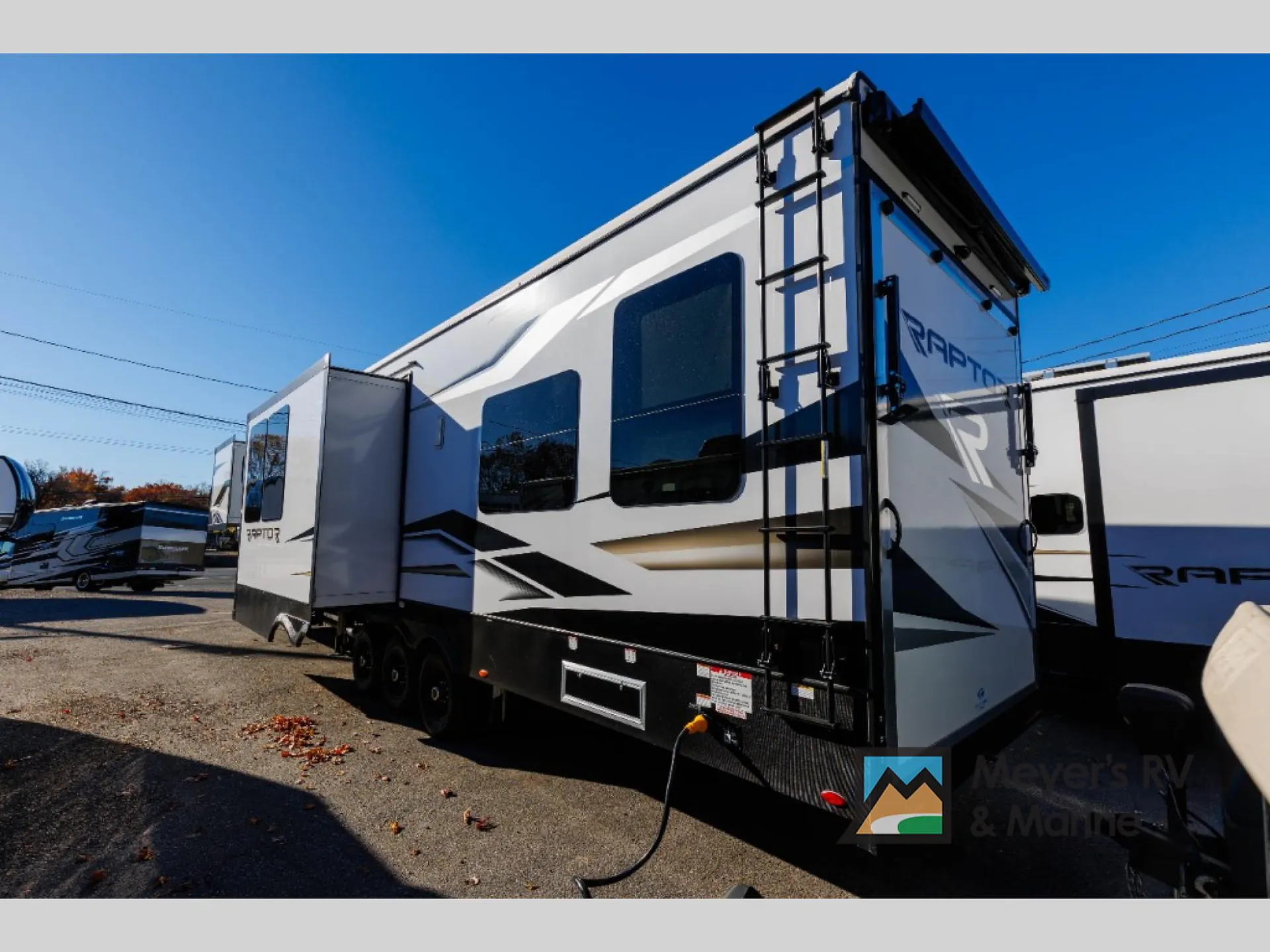 2025 Keystone Raptor 424 - Photo 4