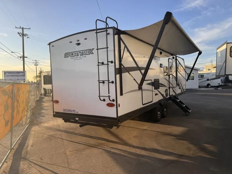 2022 Venture RV SportTrek Touring Edition 302VRB - Photo 2