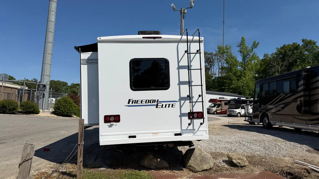 2026 Thor Motor Coach Freedom Elite 31FE, Photos photo 39