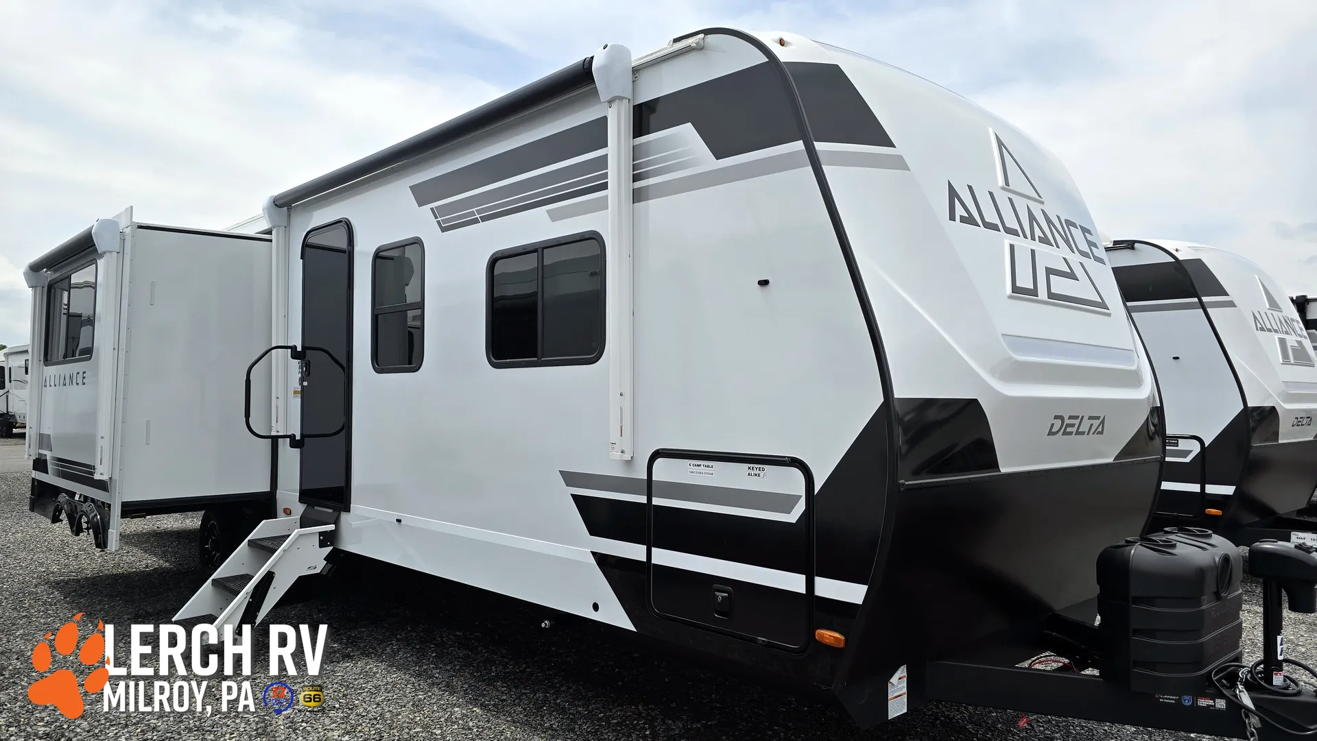 2027 Alliance RV Delta 321BH - Photo 2