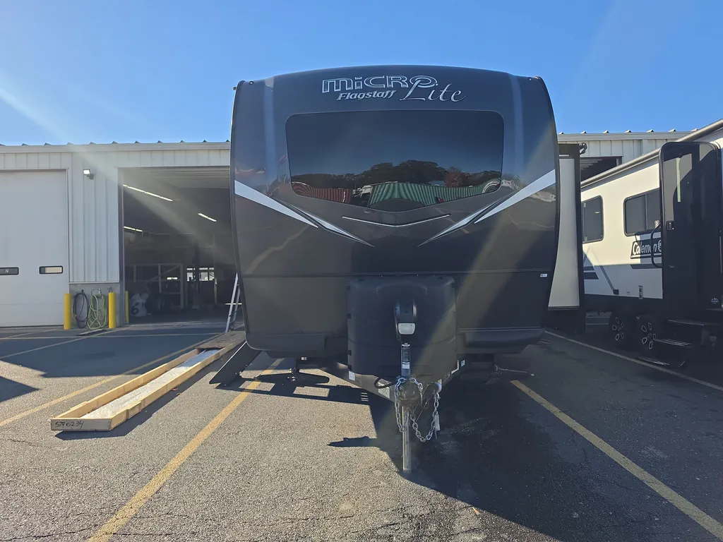 2021 Forest River Flagstaff Micro Lite 25BRDS, Photos photo 4