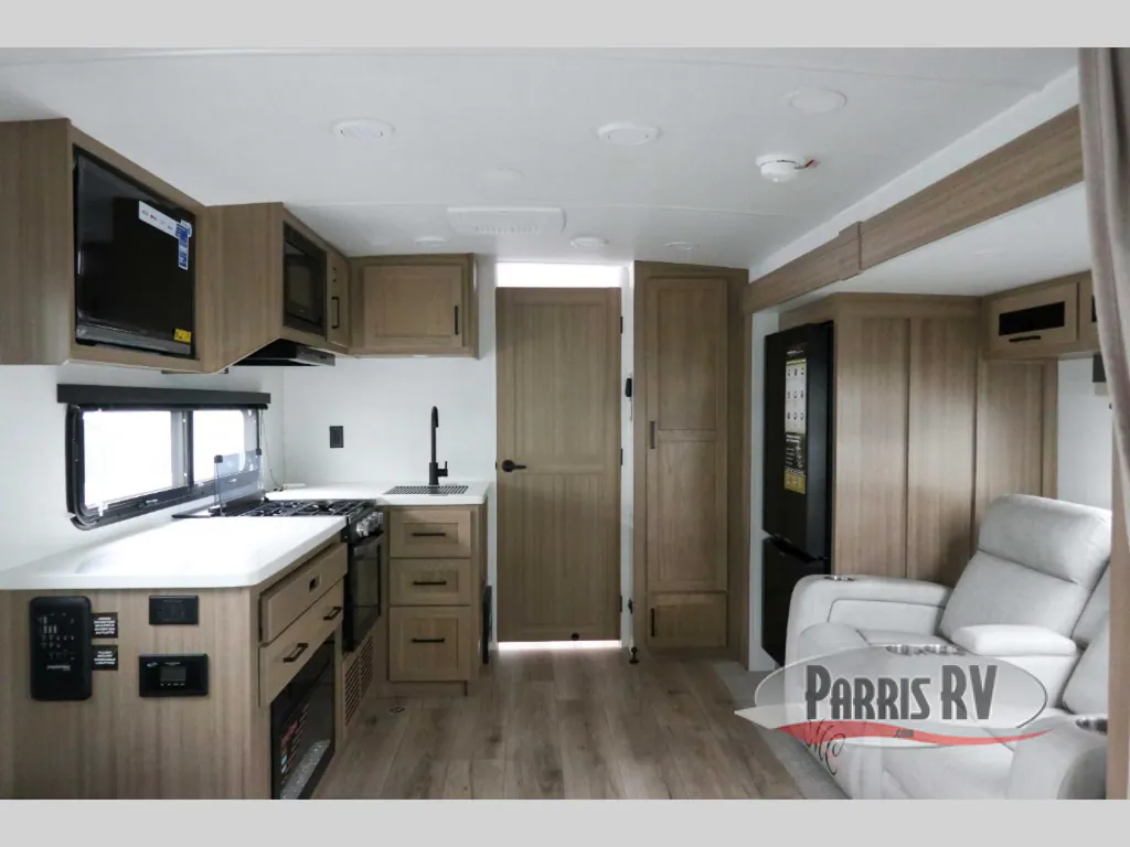 2027 Forest River Rockwood Mini Lite 2213S, Photos photo 23