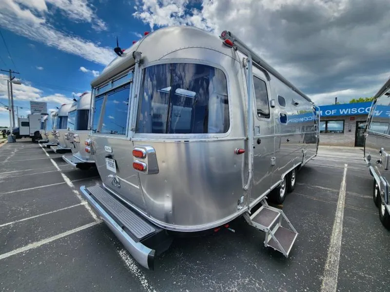 2023 Airstream Flying Cloud 27FB - Photo 4