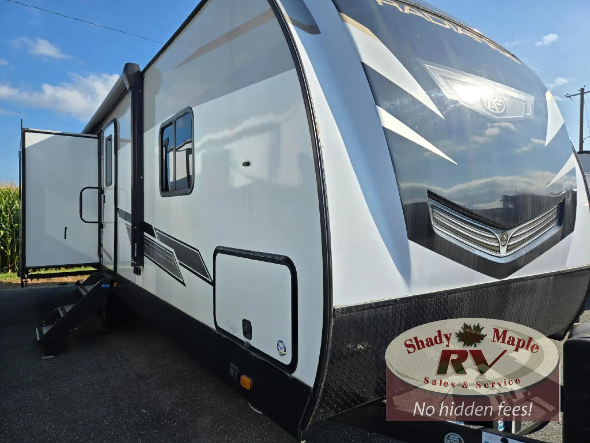 2022 Cruiser RV Radiance 27RE - Main photo