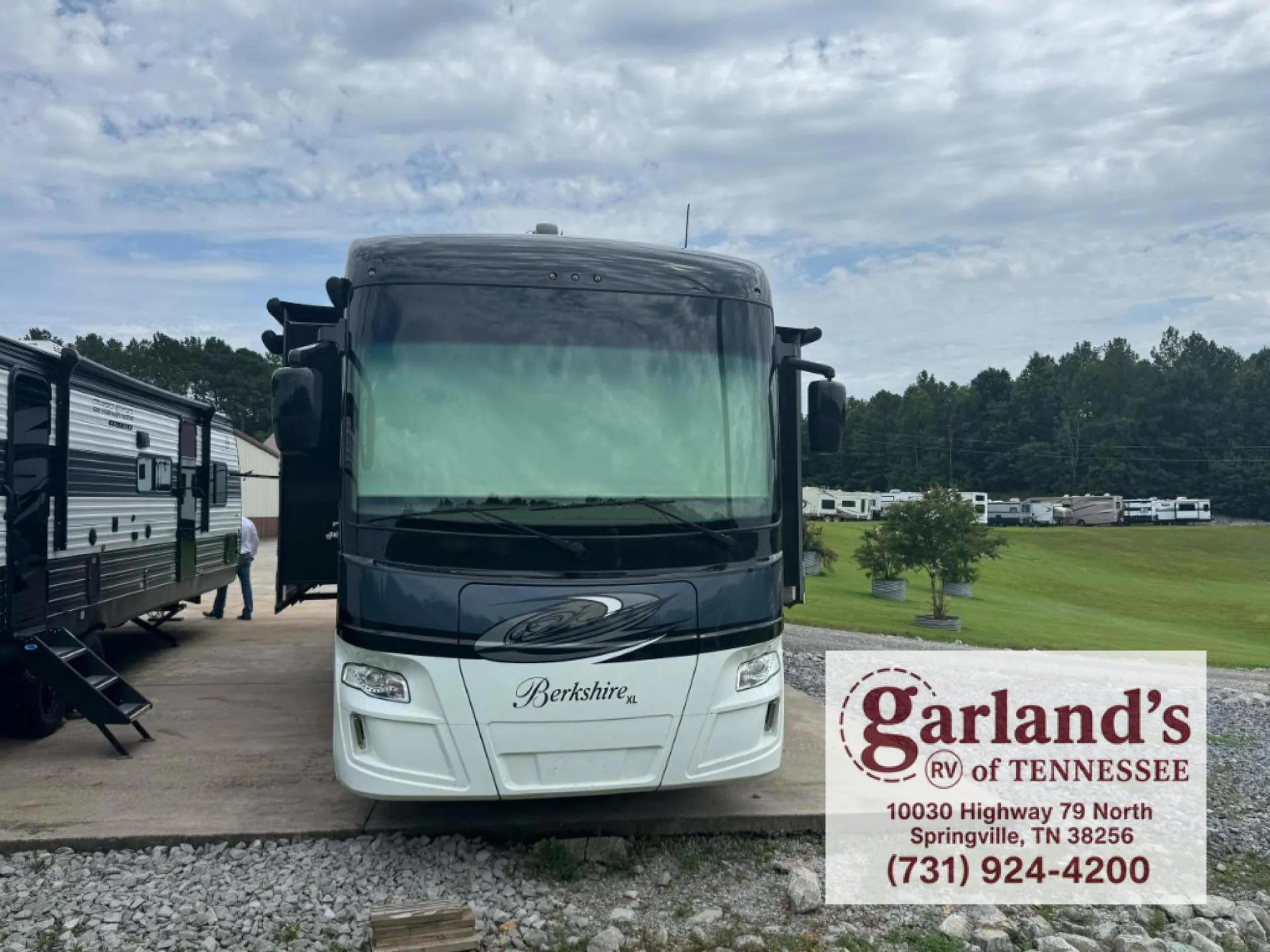 2019 Forest River Berkshire XL 37A - Photo 4