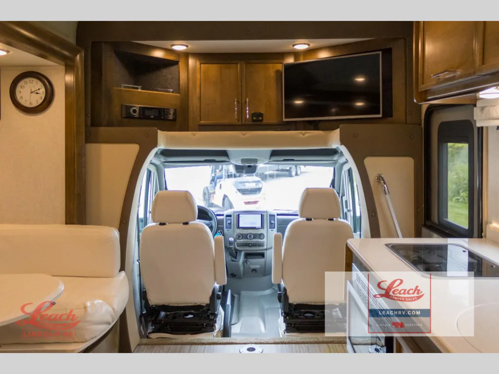 2018 Tiffin Wayfarer 24 FW, Photos photo 22